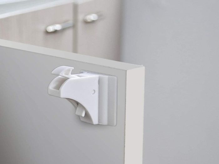 Child & Baby Safety Proof Magnetic Cupboard Locks (10 Locks + 2 Keys), No Screws or Drilling, Protect Your Kids & Toddlers, Bonus Instruction Video