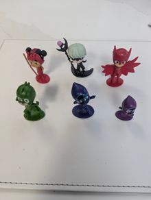 Frog box figures x 6