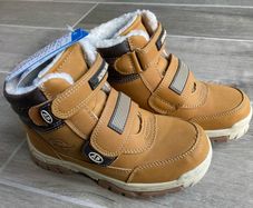 Boys boots