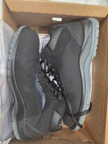 Safety shoes