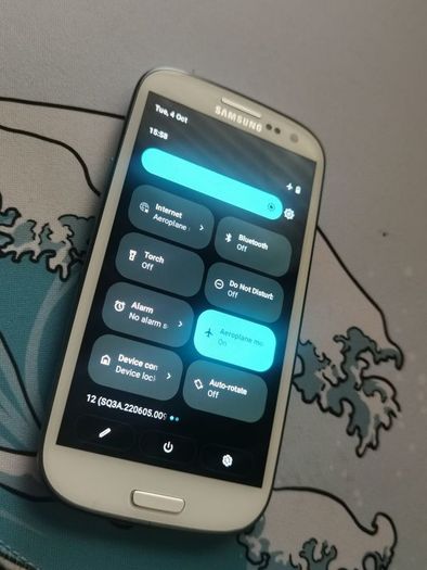 2 x Galaxy S3 GT-I9300 Simfree Unlocked