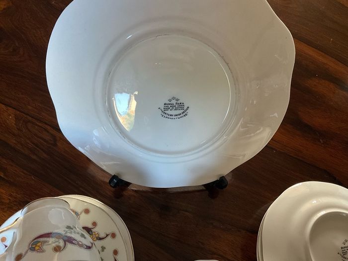 Vintage Royal Tara, Clonmacnoise Design Ware
