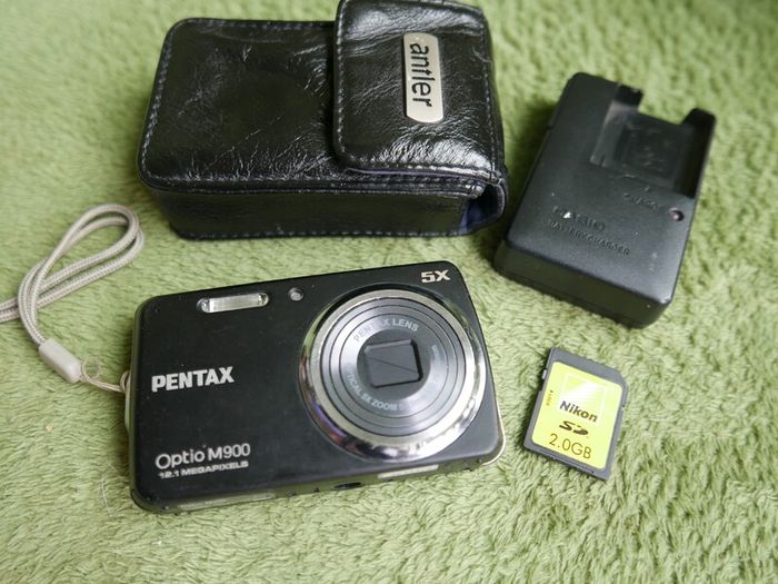 Pentax Optio M900 Digital Camera: 12.1 MP, 5X Zoom - Tested