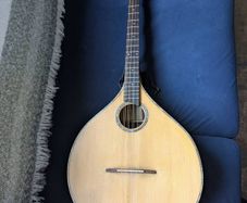 Bouzouki