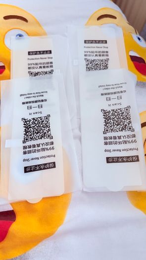 Selling a brand new 2-pack screen protector set for Samsung Galaxy Z Fold 3