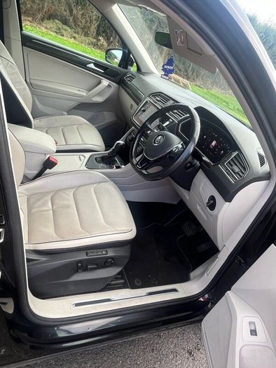 Volkswagen Tiguan R-line 2.0L 150HP