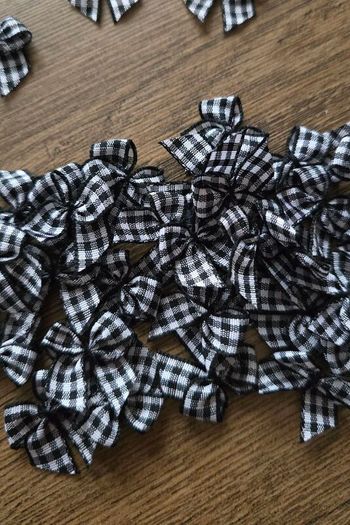 34 mini ribbons
