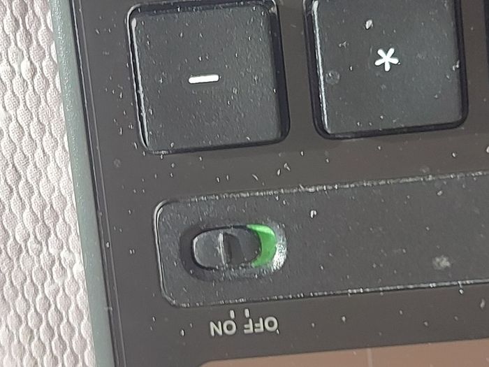 Logitech Wireless Solar Keyboard K750, excellent cosmetic condition, without  tiny Logitech Unifying receiver