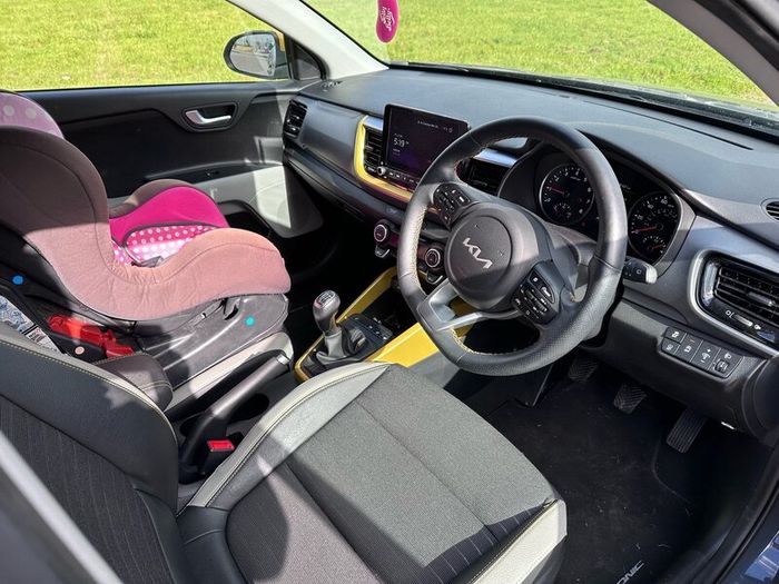 Kia stonic model Quantum 2023