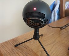 Blue Snowball Ice Black Plug and Play USB Microphone