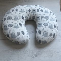 breastfeeding pillow
