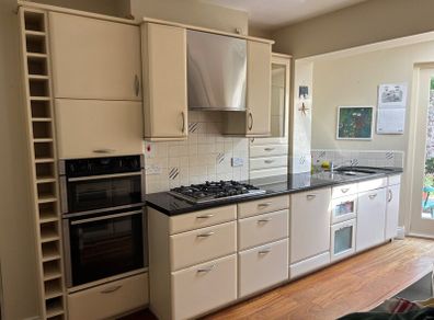German Made Kitchen Units - In excellent conditon