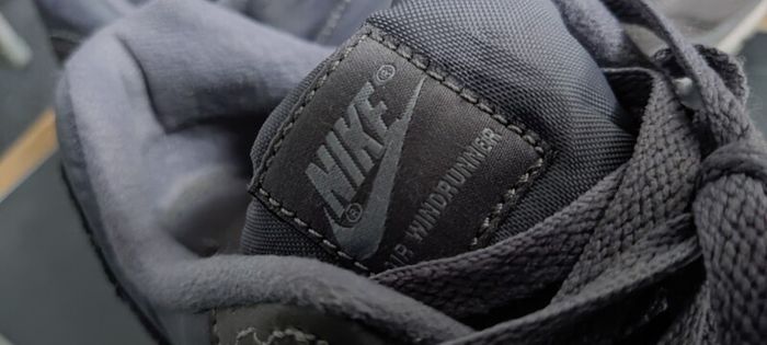 nike trainers