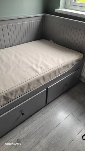ikea day bed