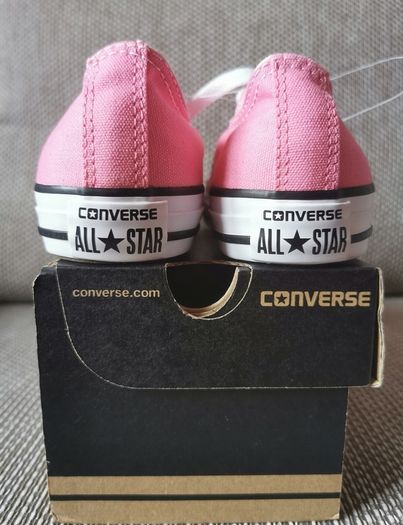 Girl's runners NEW size UK 2