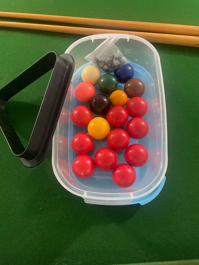 Pool table
