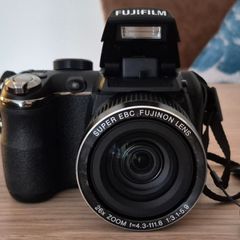 Fujifilm FinePix S3300 Camera