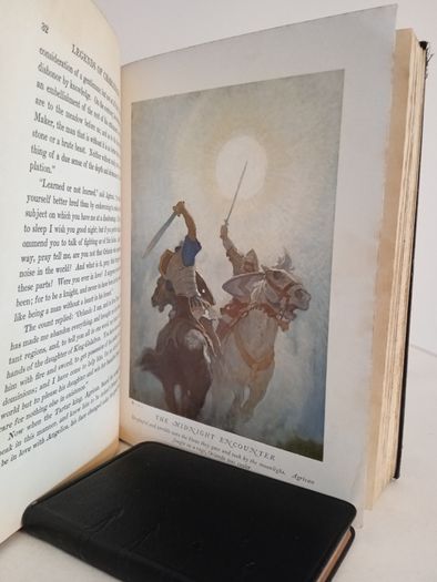 Legends of Charlemagne by Thomas Bvlfinch. Illustrated by N. C. Wyeth (GT893)