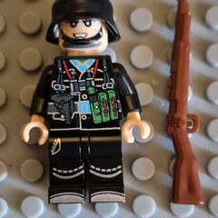 Lego compatible, military figures, German infantry. 15 figures plus rifles.