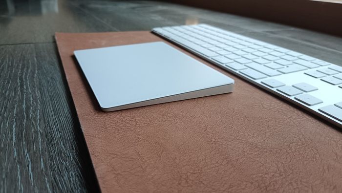 Apple Magic Trackpad 2 A1535 - Like New