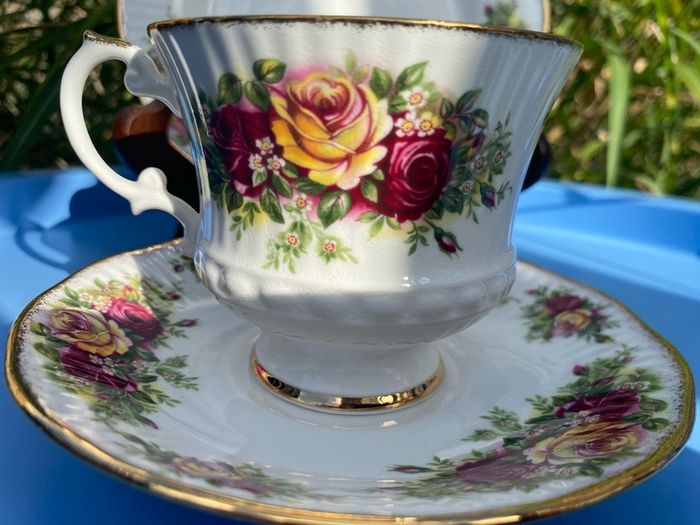 Elizabethan bone china English garden trio