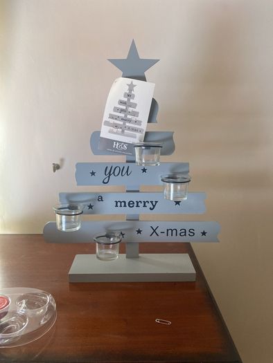 Xmas tree shape tea light holder