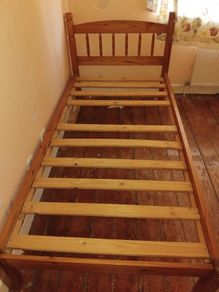 Single bedframe