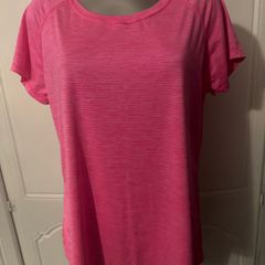 Dunnes Stores performance Sport pink top size L UK16/18 EU44/46 Perfect condition Postage included