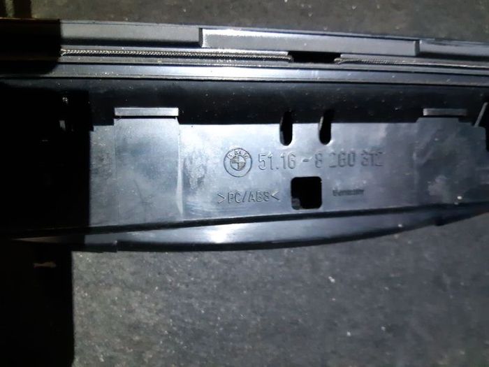 Bmw Front Centre Console Ashtray 3 Series E46 Asc Button Switch Oem 8208789