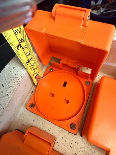 Outdoor Extension Cable & Sockets Rock