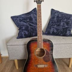 Acoustic guitar