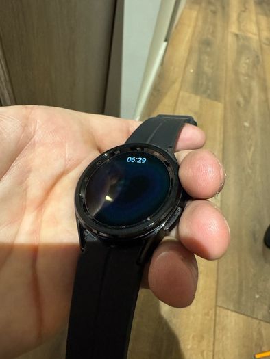 Samsung Galaxy Watch6 Classic 43mm SM R950 and Original Charger