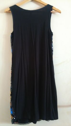 Woman 70,s style dress multicolored sequence
