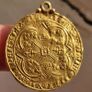 Exceptional Charles 5th Franc a Pied. Hammered Gold French mounted coin. Offers welcome! Image 2