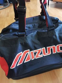 mizuno duffle bag