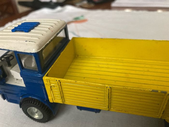 Dinky / Meccano 917. Mercedes truck and trailer. LP1920.