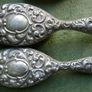 Antique Silver Plated Set Dresser Set Art Nouveau Style Floral Repousse Hair Brush Clothes Brushes  4 Pieces Image 3