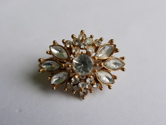 Vintage Crystal Snowflake Brooch