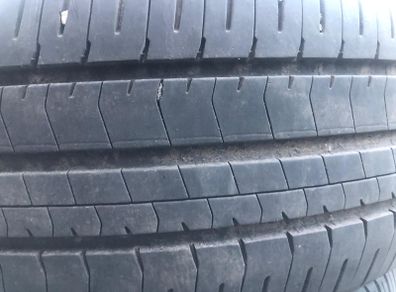 4 nearly new tyres 215/55 R17