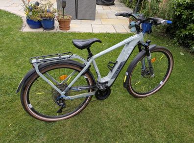 Cube Kathmandu Pro 625 50cm