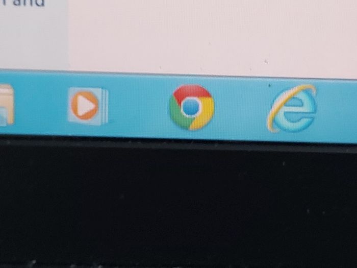 HP G61 15.6 inch Laptop, Model No. G61-110SA, I nte Pentium Dual Core CPU T4300, 2.1GHz, 4GB Ram, 500GB HDD, Windows 7,Explorer,  chrome, Firefox,etc