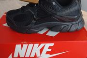 Nike V5 Trainers Brand New Size 6