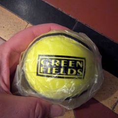 7 Greenfield sliotars size 4