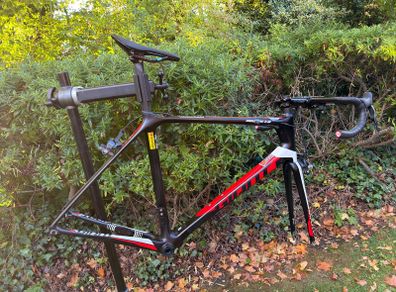 2017 TCR frameset L + hunt race aero wide wheels