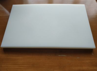 Cutting Board : 53 x 32 x 2 cm