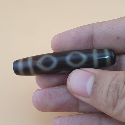 Vintage Himalayan Tibetan 4 Eyes Agate Dzi Bead Amulet