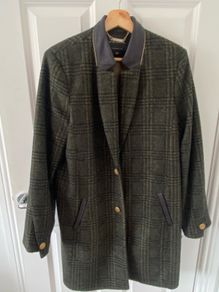 Eva Kayan coat