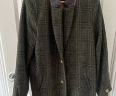 Eva Kayan coat