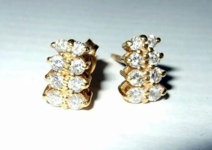 Vintage 18K Yellow Gold Diamond Cluster Earrings