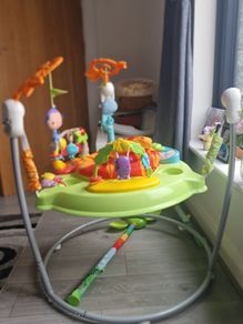 jumperoo